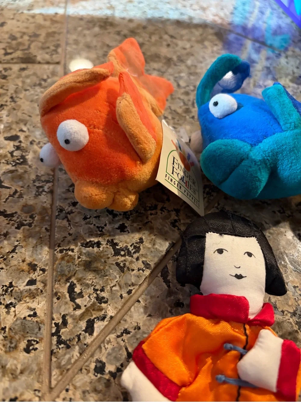 Dynamics of Manhattan Mei-Ling & Kiki VTG Finger Puppets & Finger Follies Fish